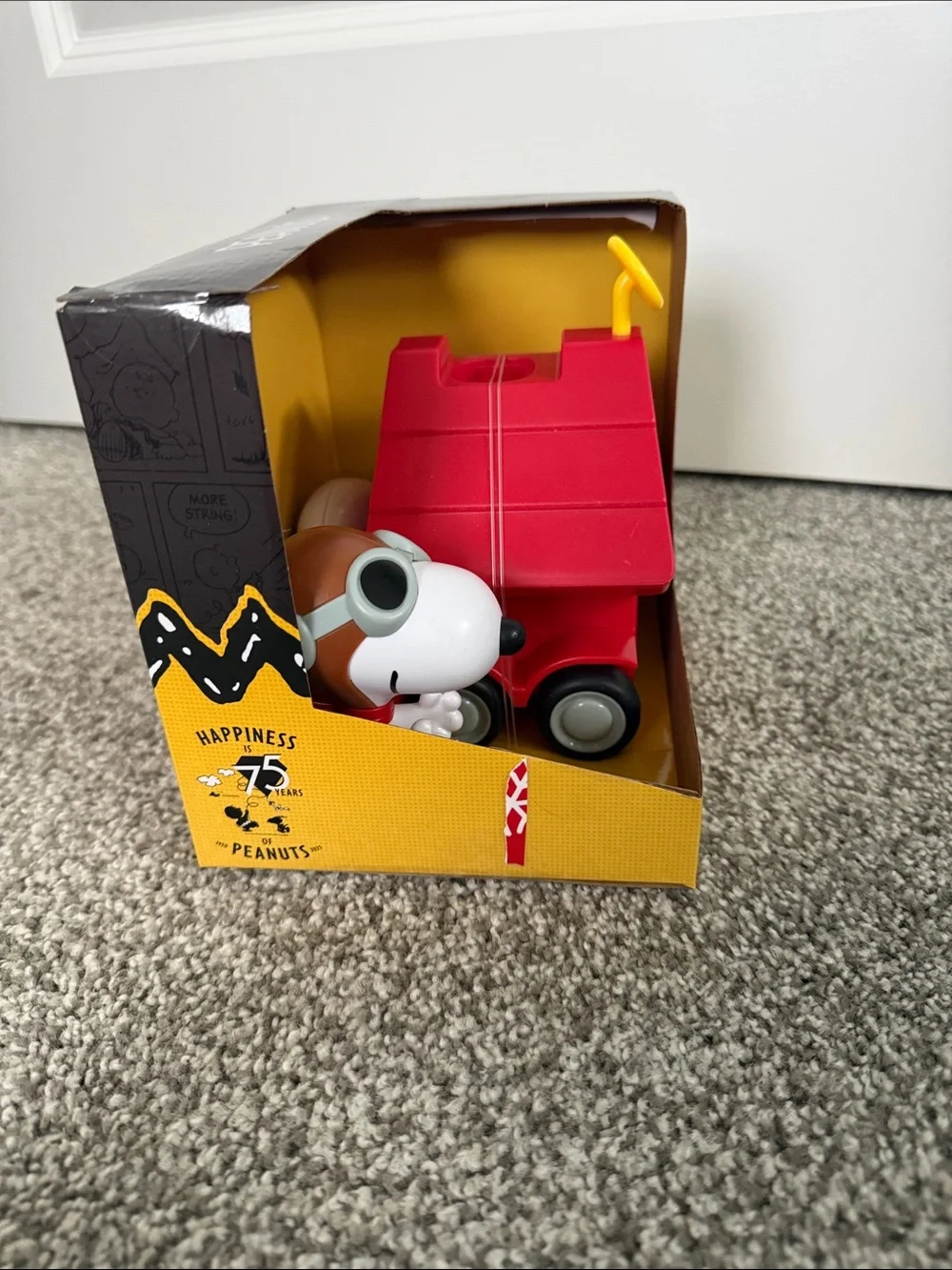Peanuts Snoopy Figure with Red Doghouse and Yellow Satelite Dish